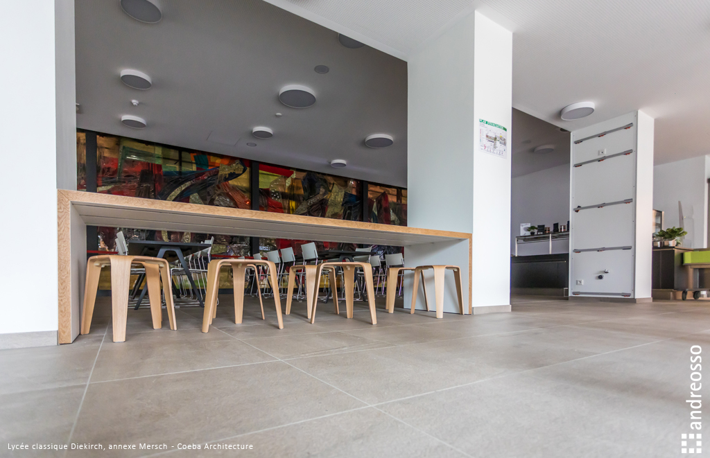 carrelage espace restauration