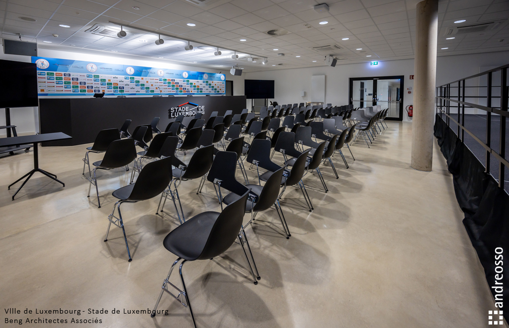 salle de conférence – andreosso chapes – chape industrielle